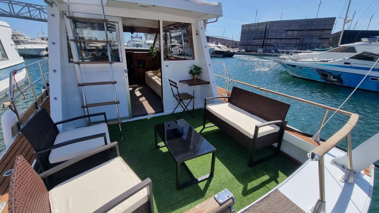Hotel Charming Boat House In Barcelona With Big Terrace And Solarium Sant Adrià de Besòs Esterno foto