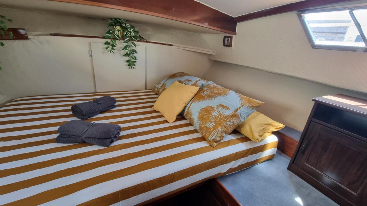 Hotel Charming Boat House In Barcelona With Big Terrace And Solarium Sant Adrià de Besòs Esterno foto