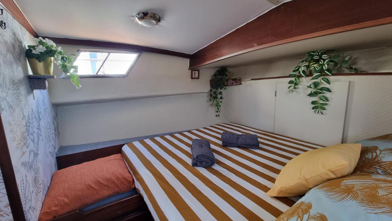 Hotel Charming Boat House In Barcelona With Big Terrace And Solarium Sant Adrià de Besòs Esterno foto
