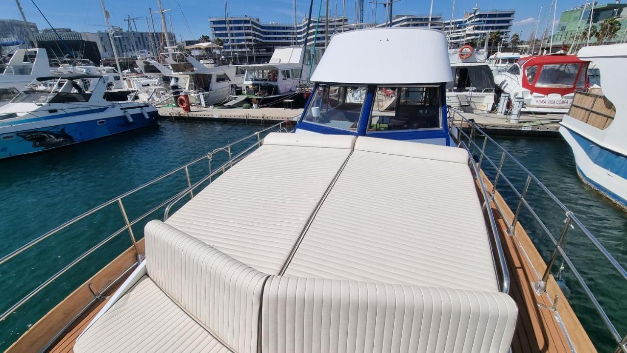 Hotel Charming Boat House In Barcelona With Big Terrace And Solarium Sant Adrià de Besòs Esterno foto