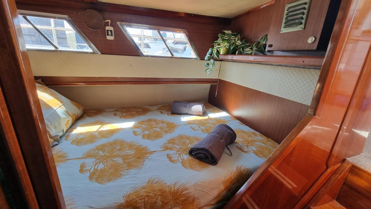Hotel Charming Boat House In Barcelona With Big Terrace And Solarium Sant Adrià de Besòs Esterno foto